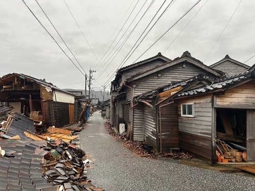 図2	黒島地区の被害状況2（通り沿い）