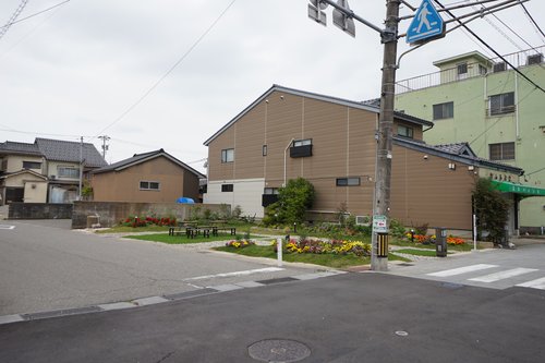 写真12　解体後に整備された「出会いの一本杉ガーデン」