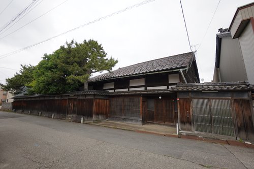 写真15　現在の棚田家住宅（正面外観）
