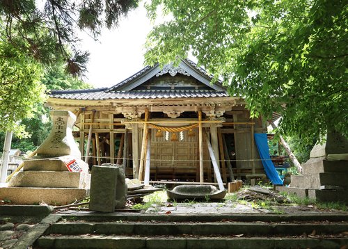 写真５　若宮八幡宮本殿の現状