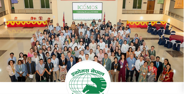 イコモス60周年記念集会後、ルンビニ大学にて集合写真（主催者提供）